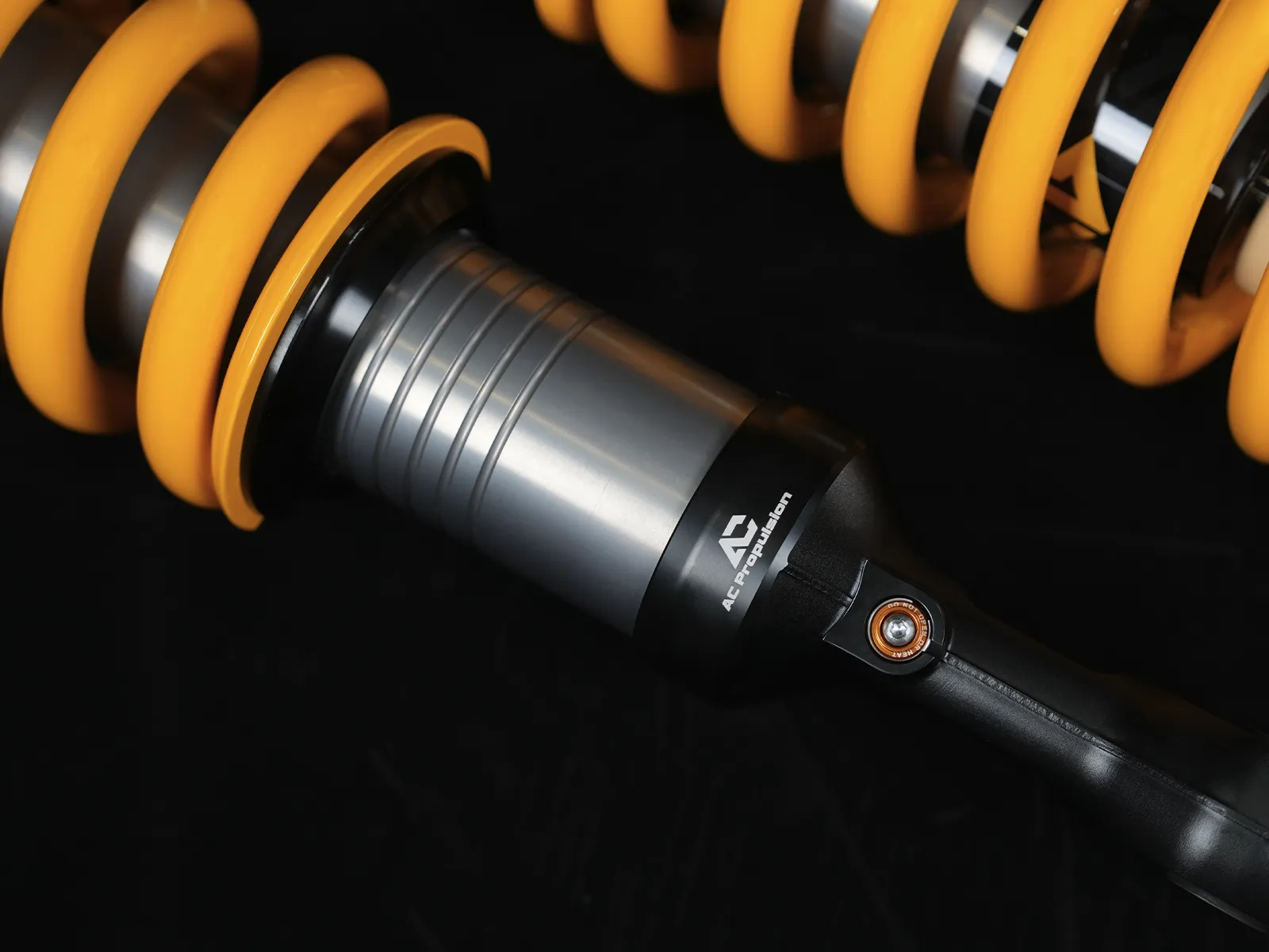 HAVAL H9 K-MAN AC Comfort-Tuned 1.5" Suspension Lift Kit Product image
